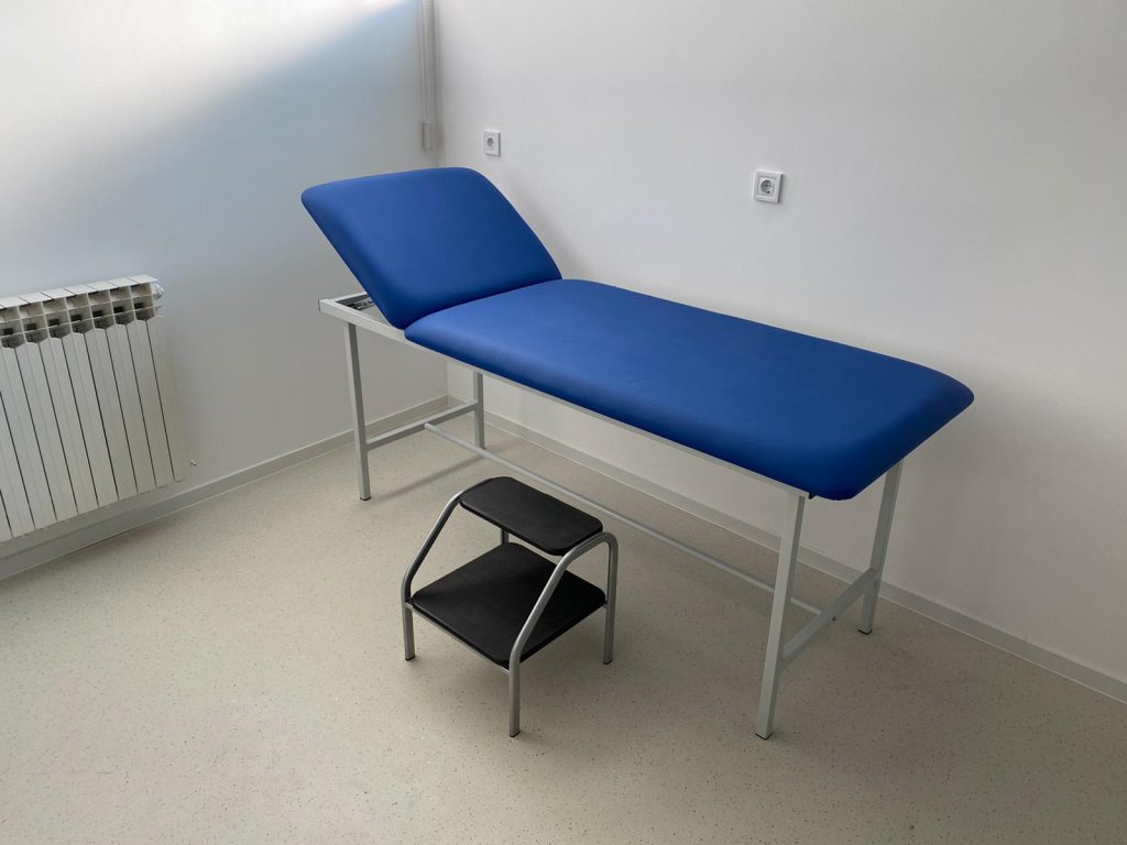 Pirikom | Pregledni ležaj